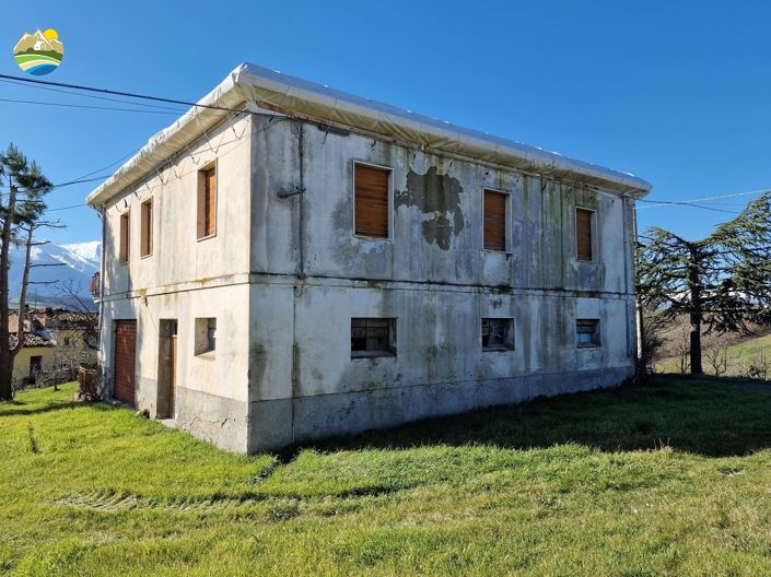 Image No.5-Maison de campagne de 3 chambres à vendre à Bisenti