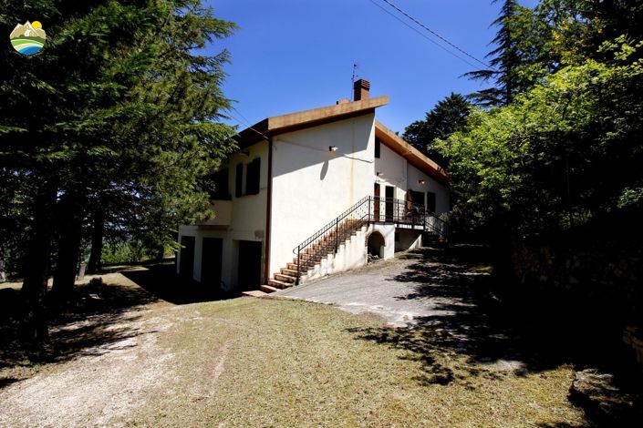 Image No.5-4 Bed Country House for sale