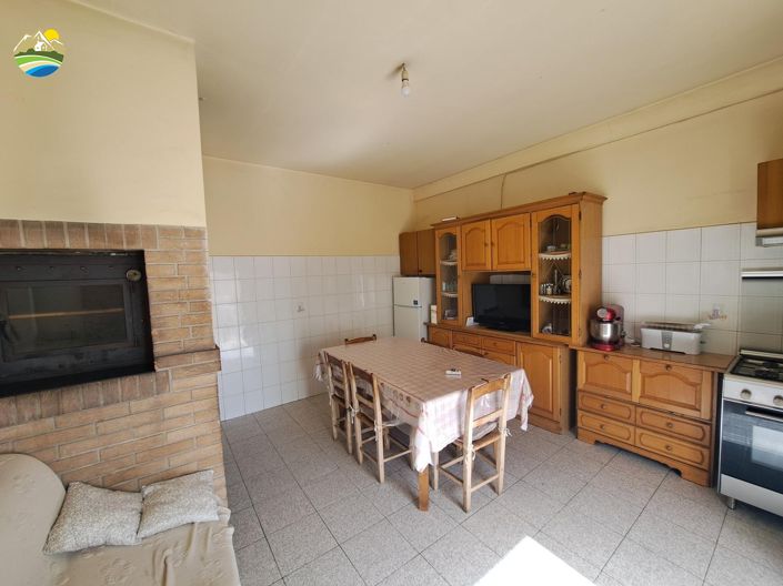 Image No.27-2 Bed Country House for sale