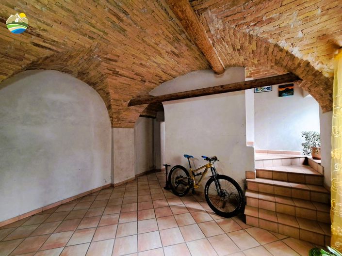 Image No.20-3 Bed Townhouse for sale