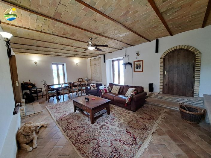 Image No.17-3 Bed Country House for sale