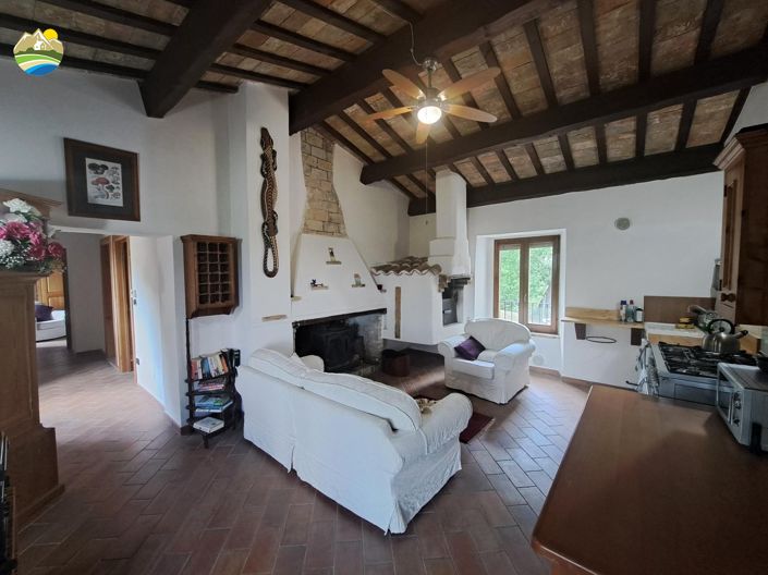 Image No.29-3 Bed Country House for sale