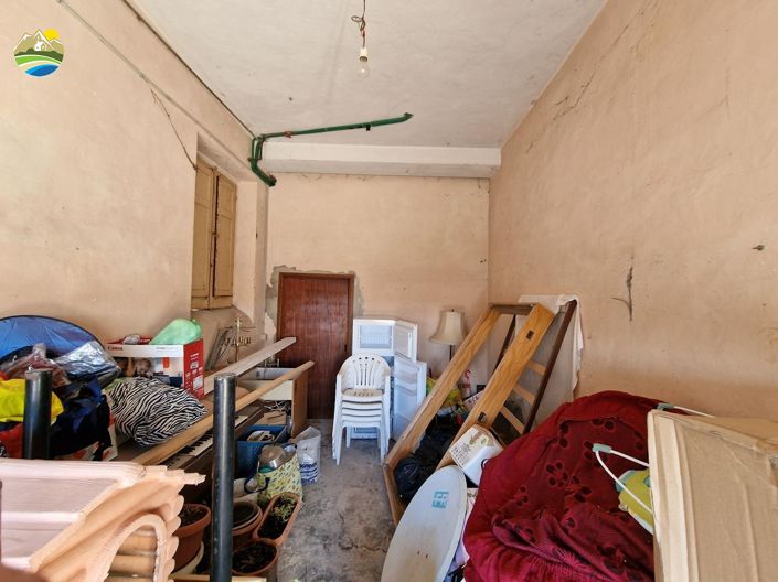 Image No.23-2 Bed Country House for sale