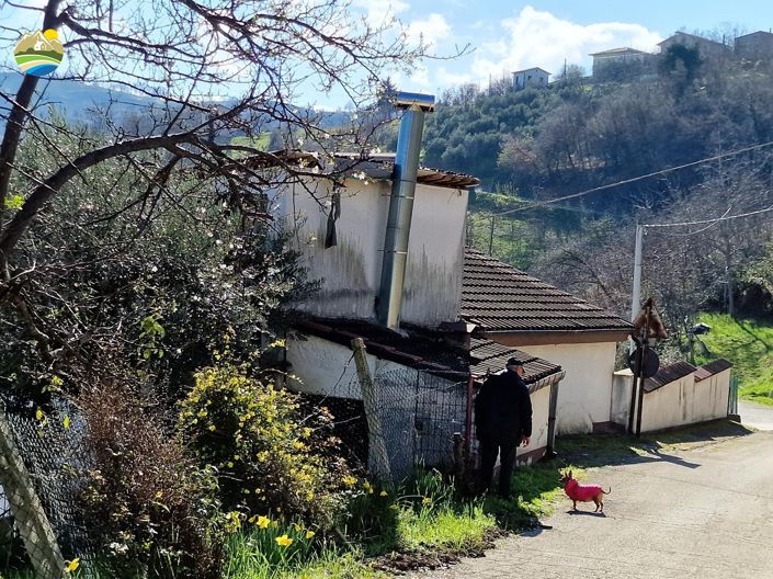 Image No.6-2 Bed Country House for sale