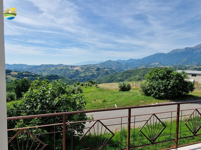 Image No.16-2 Bed Country House for sale