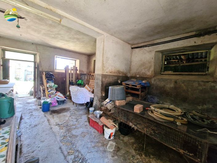 Image No.28-2 Bed Country House for sale