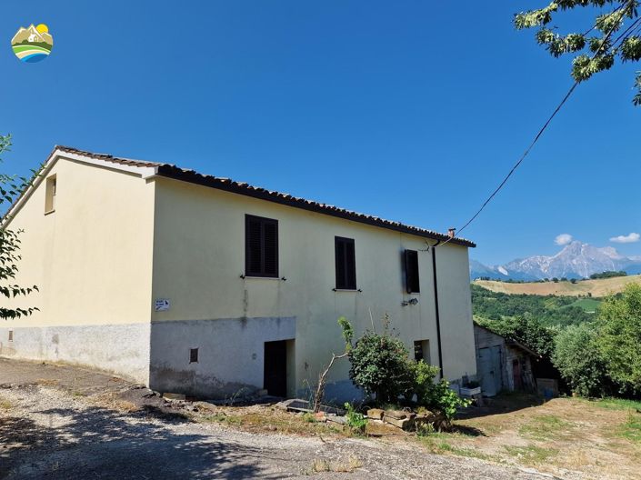 Image No.4-2 Bed Country House for sale