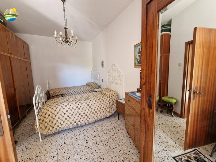 Image No.22-3 Bed Townhouse for sale