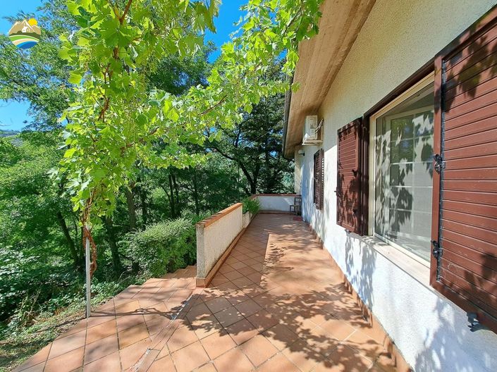 Image No.3-2 Bed Country House for sale