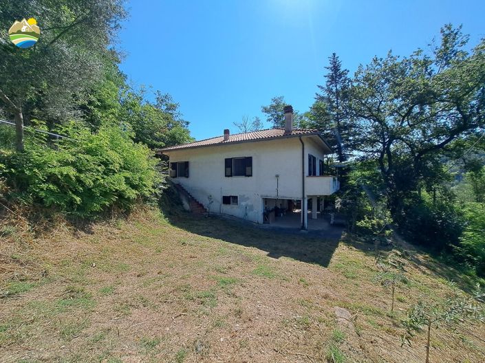 Image No.7-2 Bed Country House for sale