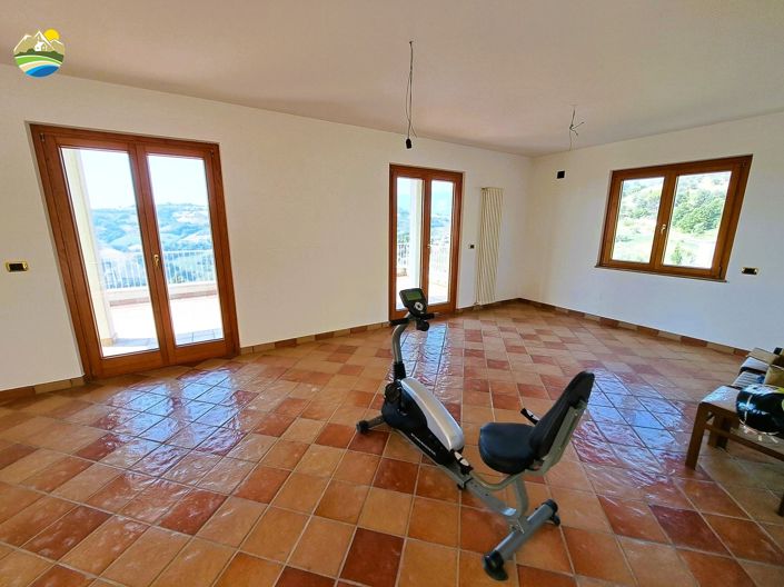 Image No.24-Villa de 8 chambres à vendre à Castiglione Messer Raimondo