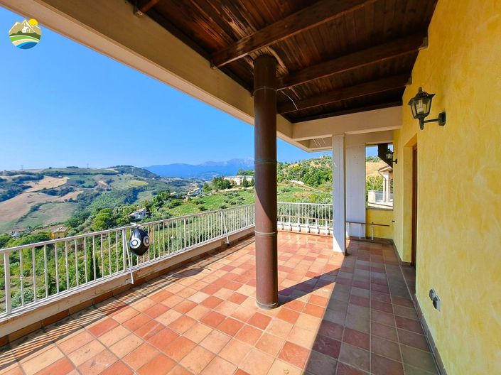 Image No.26-Villa de 8 chambres à vendre à Castiglione Messer Raimondo