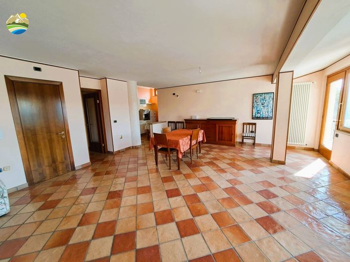 Image No.30-Villa de 8 chambres à vendre à Castiglione Messer Raimondo