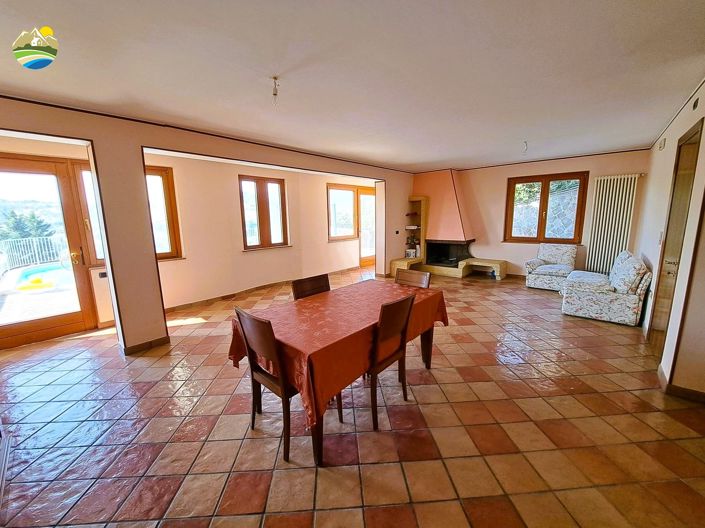 Image No.31-Villa de 8 chambres à vendre à Castiglione Messer Raimondo