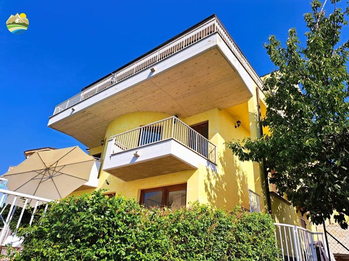 Image No.7-Villa de 8 chambres à vendre à Castiglione Messer Raimondo