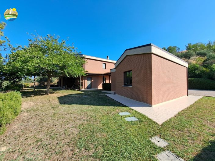 Image No.6-4 Bed Villa for sale