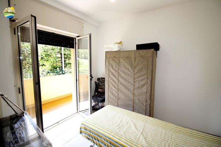 Image No.21-3 Bed Apartment for sale