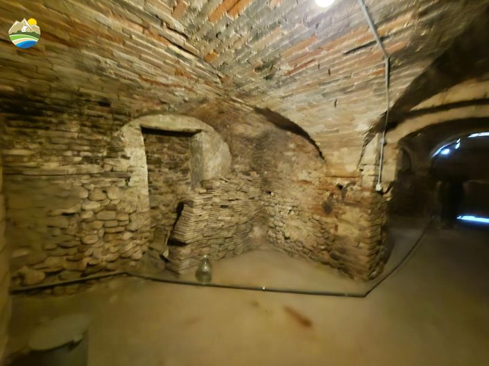 Image No.41-3 Bed Townhouse for sale