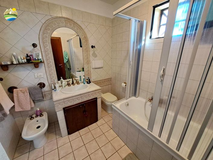 Image No.34-4 Bed Villa for sale