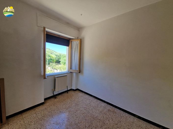 Image No.24-Maison de campagne de 3 chambres à vendre à Bisenti