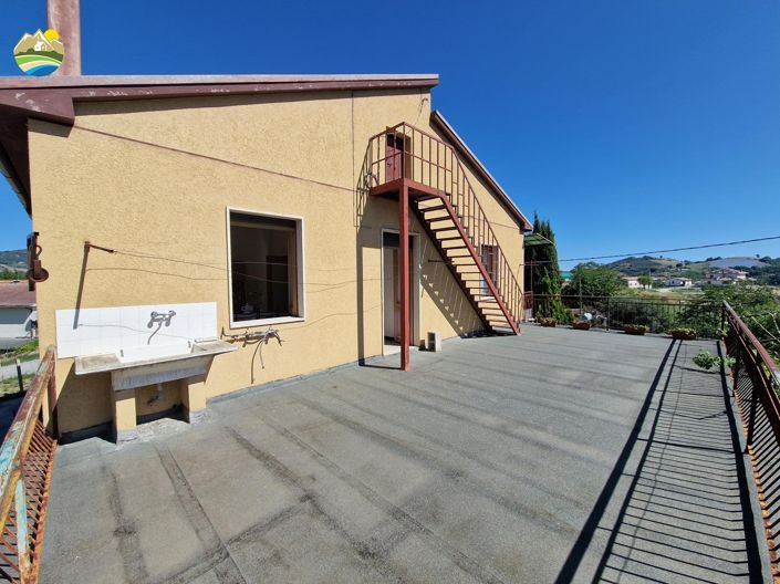 Image No.28-Maison de campagne de 3 chambres à vendre à Bisenti