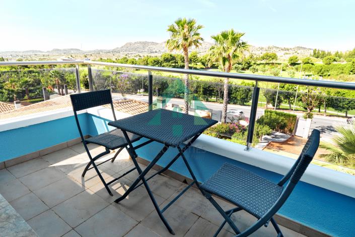 Image No.25-6 Bed Villa / Detached for sale