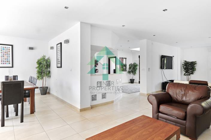 Image No.6-6 Bed Villa / Detached for sale