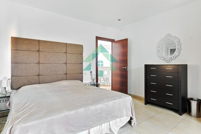 Image No.31-6 Bed Villa / Detached for sale