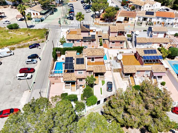 Image No.48-2 Bed Villa for sale