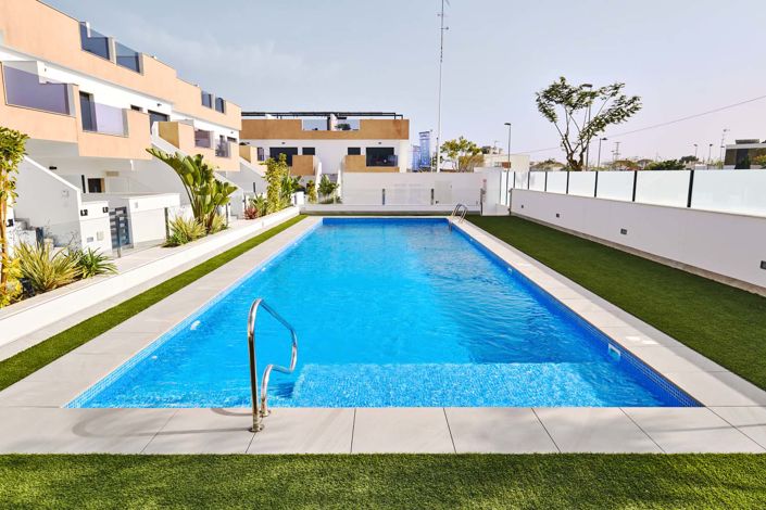 Image No.40-3 Bed Apartment for sale