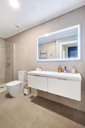 Image No.22-3 Bed Semi-Detached for sale