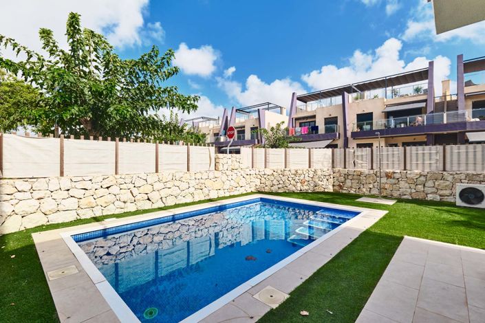 Image No.41-3 Bed Semi-Detached for sale