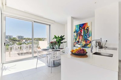 169detachedvillaforsaleinlascolinas0809251300