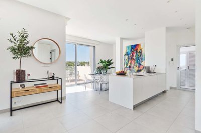 169detachedvillaforsaleinlascolinas0809251300