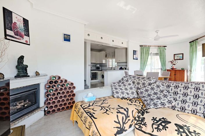 Image No.3-Villa de 3 chambres à vendre à Pinar de Campoverde