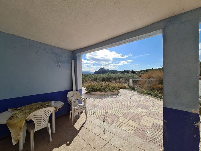 Image No.5-Maison de campagne de 4 chambres à vendre à Sax