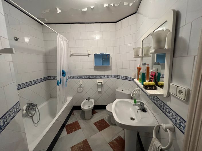 Image No.18-Maison de campagne de 9 chambres à vendre à Aspe