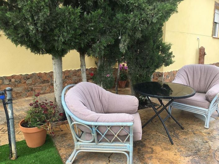 Image No.16-12 Bed Commercial for sale