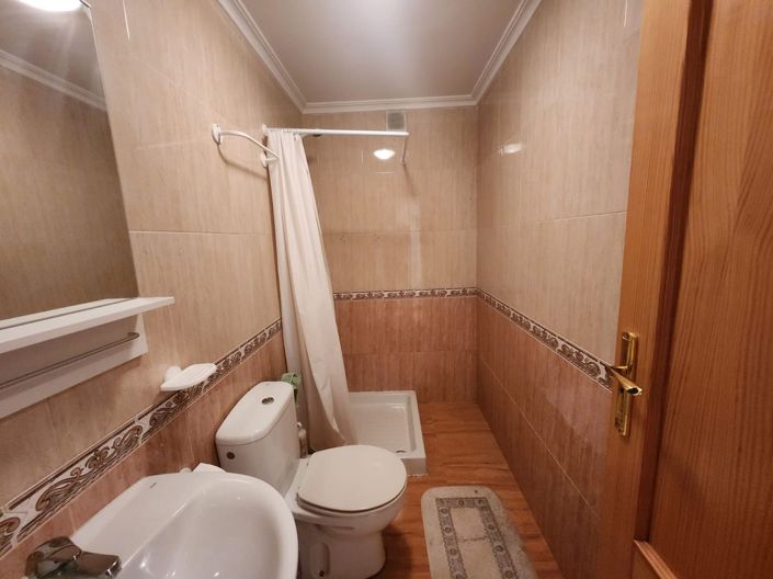 Image No.18-3 Bed Apartment for sale