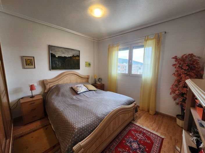 Image No.21-3 Bed Apartment for sale