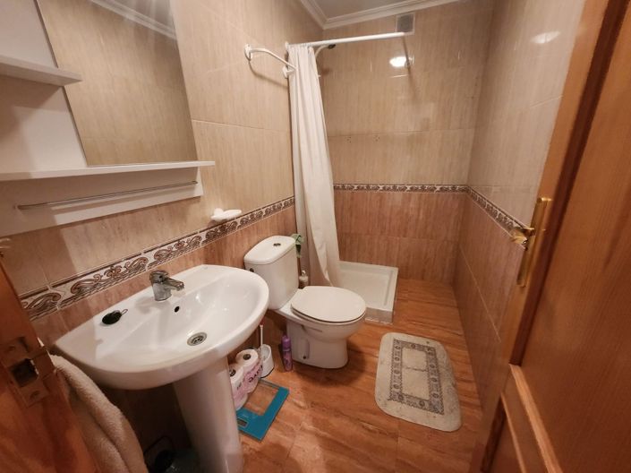 Image No.22-3 Bed Apartment for sale