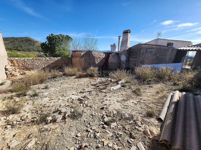 Image No.33-5 Bed Country House for sale