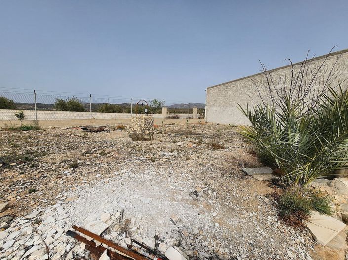 Image No.11-3 Bed Townhouse for sale