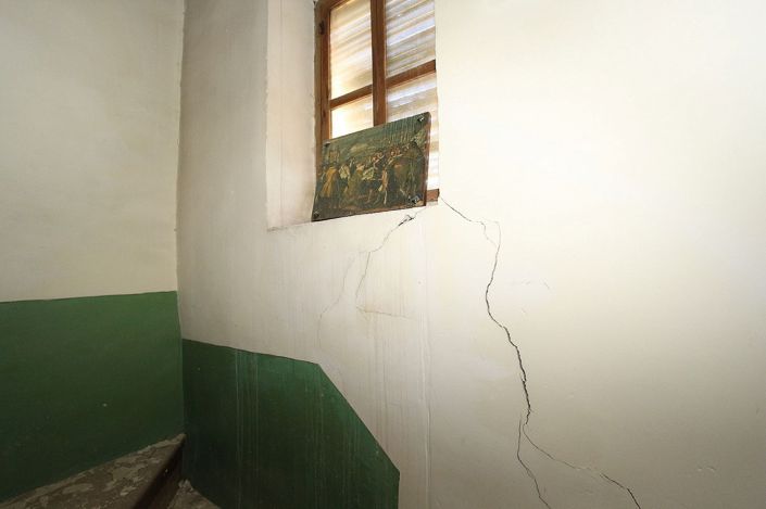 Image No.27-6 Bed Townhouse for sale