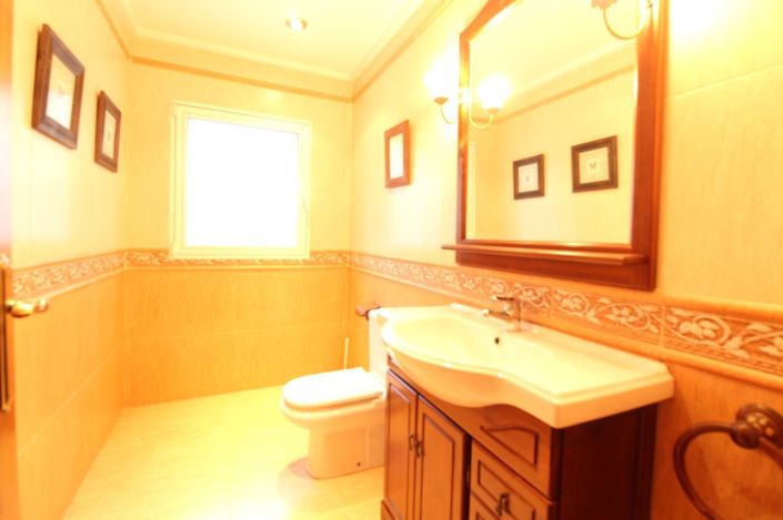 Image No.24-4 Bed Villa for sale