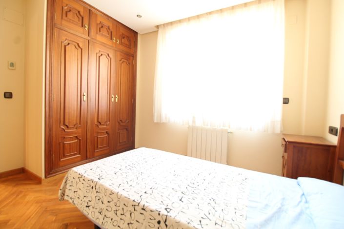 Image No.29-4 Bed Villa for sale