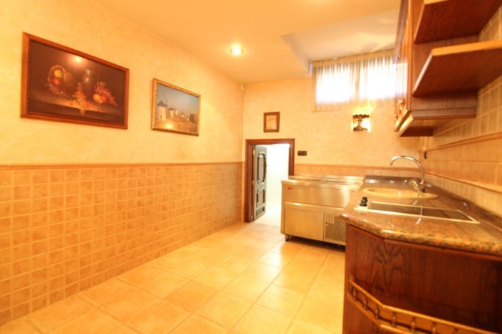 Image No.31-4 Bed Villa for sale