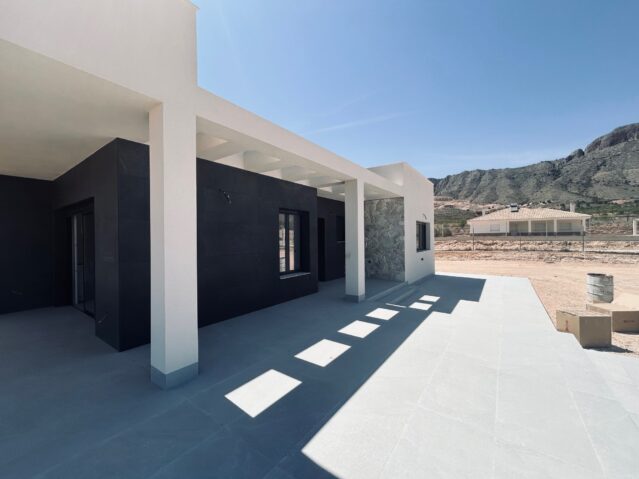 Image No.6-3 Bed Villa for sale