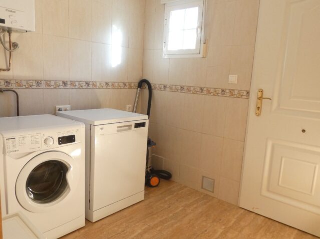 Image No.17-Villa de 6 chambres à vendre à Macisvenda