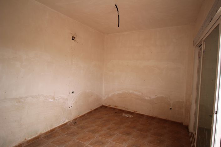 Image No.12-3 Bed Villa for sale